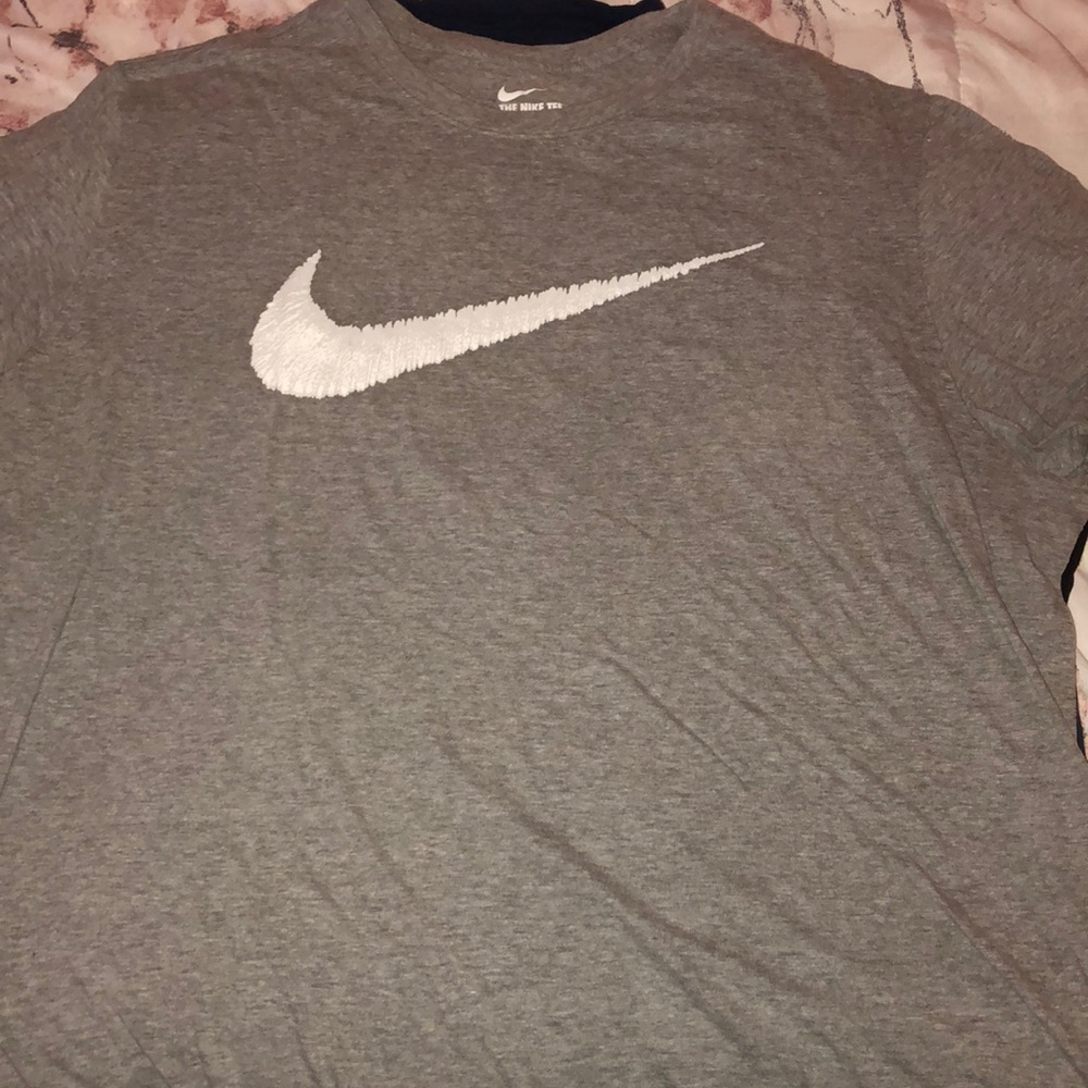 Nike shirts bundle